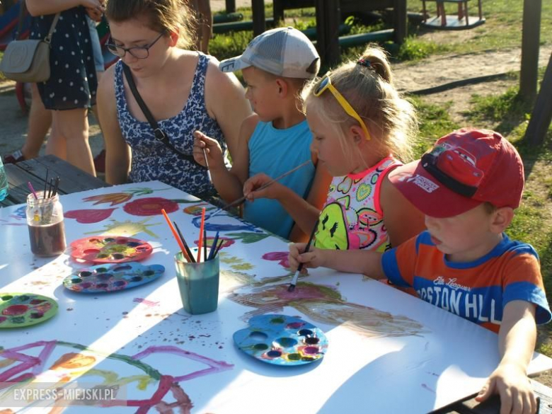 Rodzinny piknik w Lutyni