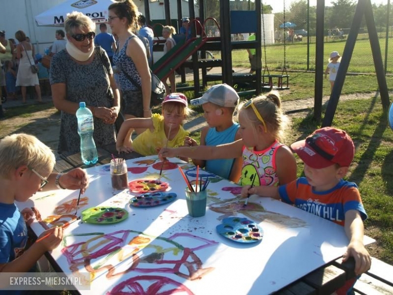 Rodzinny piknik w Lutyni