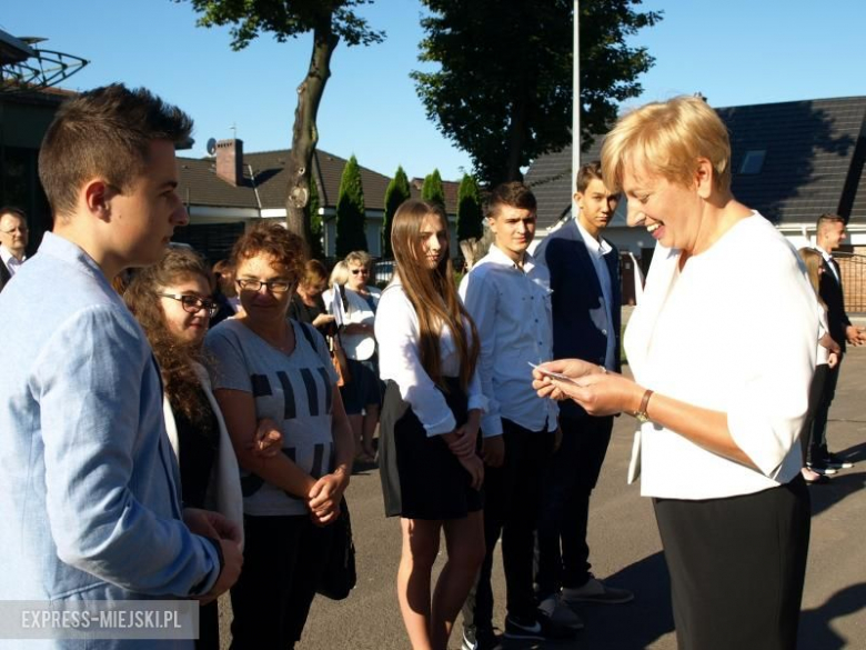 Rozpoczęcie roku w liceach