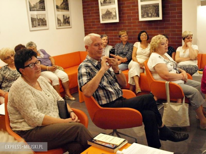 Narodowe czytanie w bibliotece