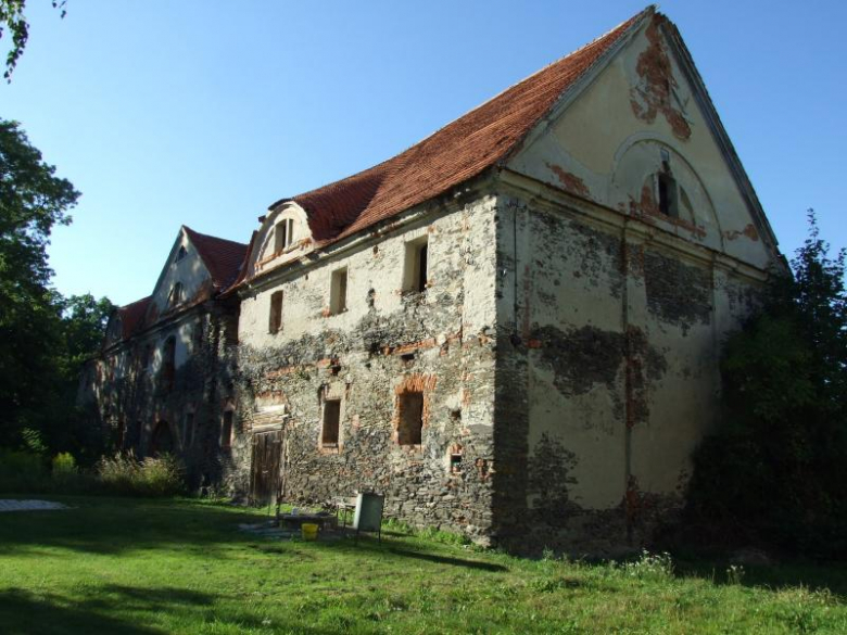 Widok pałacu od strony południowo-wschodniej