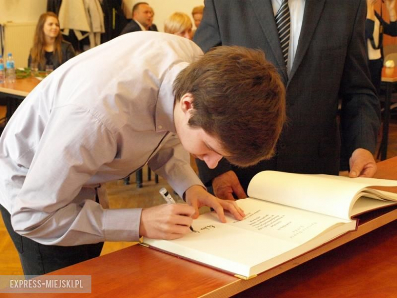 !0 edycja wręczenia stypendiów