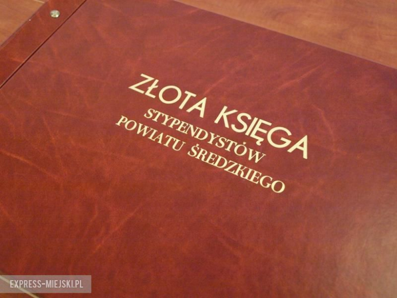 !0 edycja wręczenia stypendiów