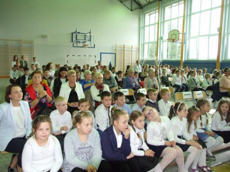 Uroczystości w szkole w Udaninie