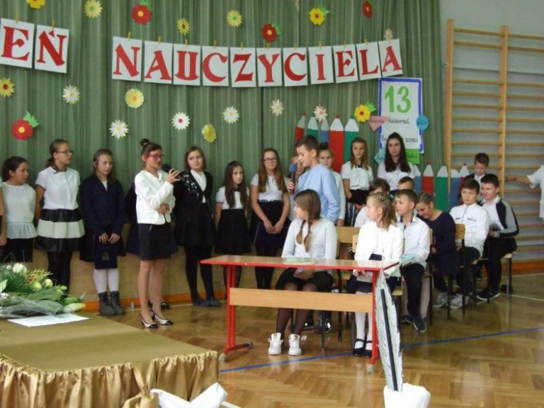 Uroczystości w szkole w Udaninie