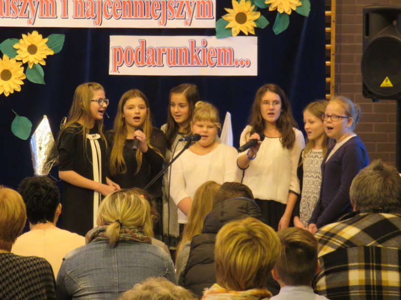 Dzień Nauczyciela w szkole w Malczycach