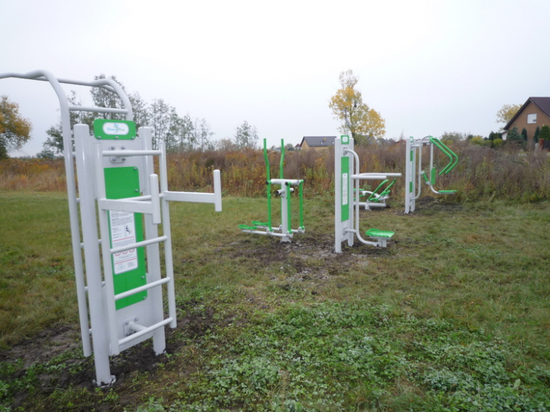 Nowe siłownie zewnętrzne w gminie Kostomłoty