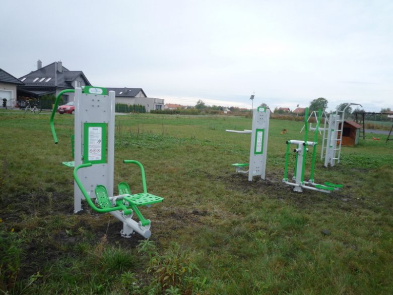 Nowe siłownie zewnętrzne w gminie Kostomłoty