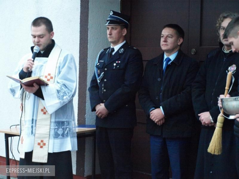 Przekazanie wozu strażackiego 