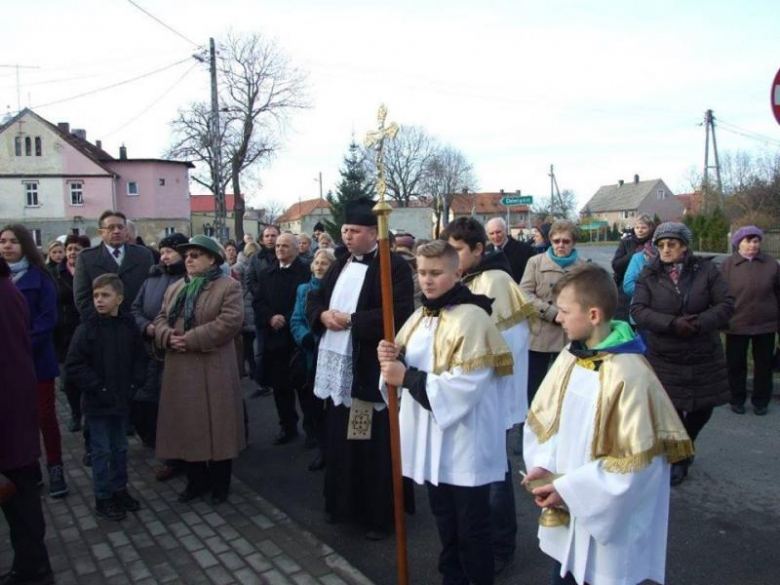 Ceremonia poświęcenia krzyża w Udaninie