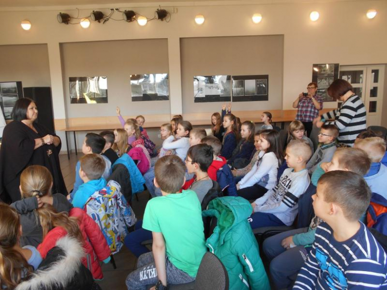 Spotkanie uczniów z pisarką