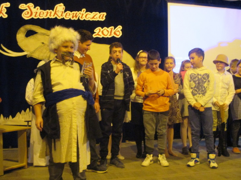 Uroczystości szkolne w Malczycach