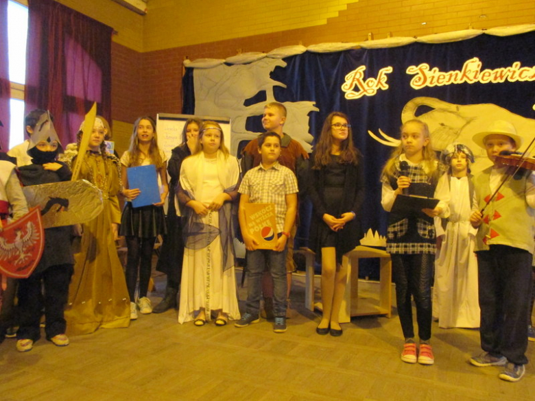 Uroczystości szkolne w Malczycach