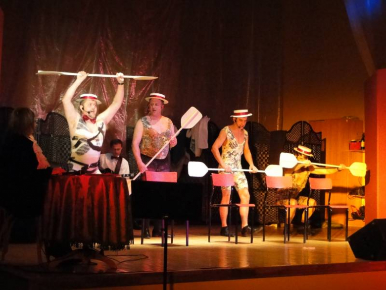 Występ Grupy Teatralno - Kabaretowej DK - Środa Śląska 2011