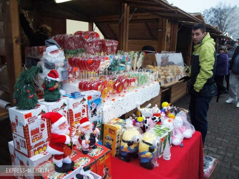 Świąteczny jarmark bożonarodzeniowy