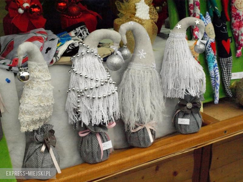 Świąteczny jarmark bożonarodzeniowy