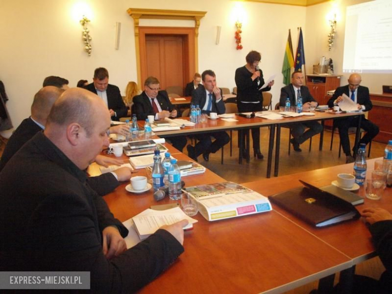 Powiatowa sesja budżetowa