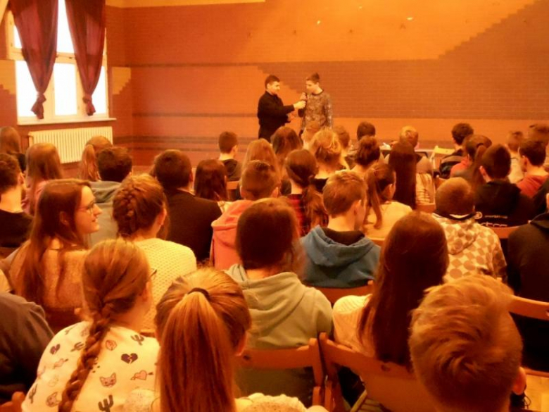 Spotkanie strażaków z uczniami