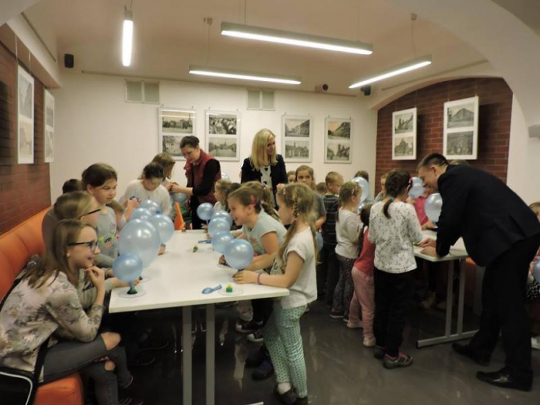 Noc z Andersenem w średzkiej bibliotece