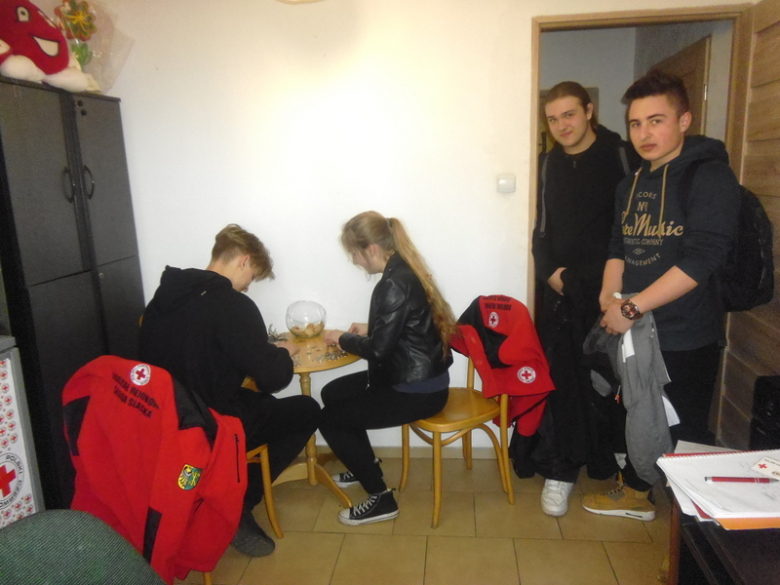 Wielkanocna kwesta PCK Środa Śląska