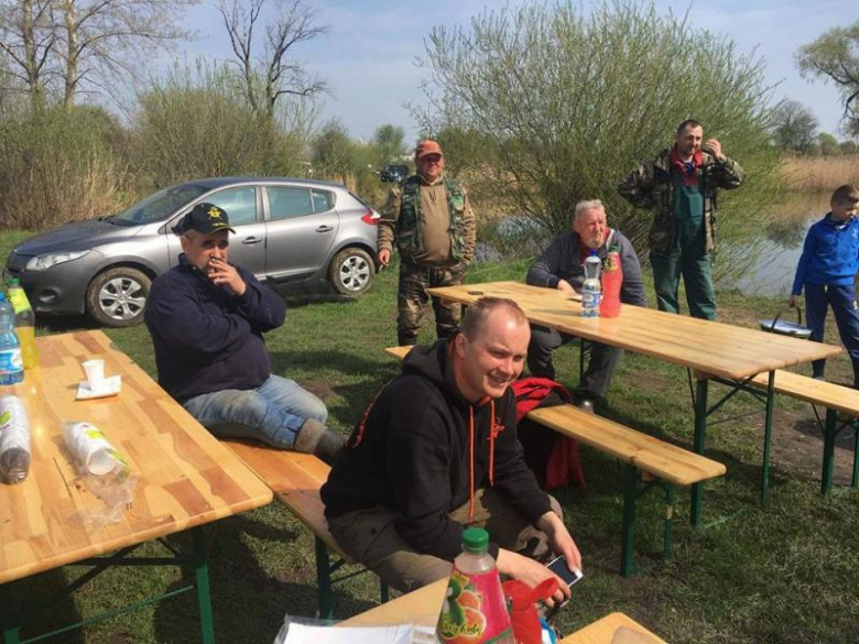 Zawody wędkarskie w Piekarach