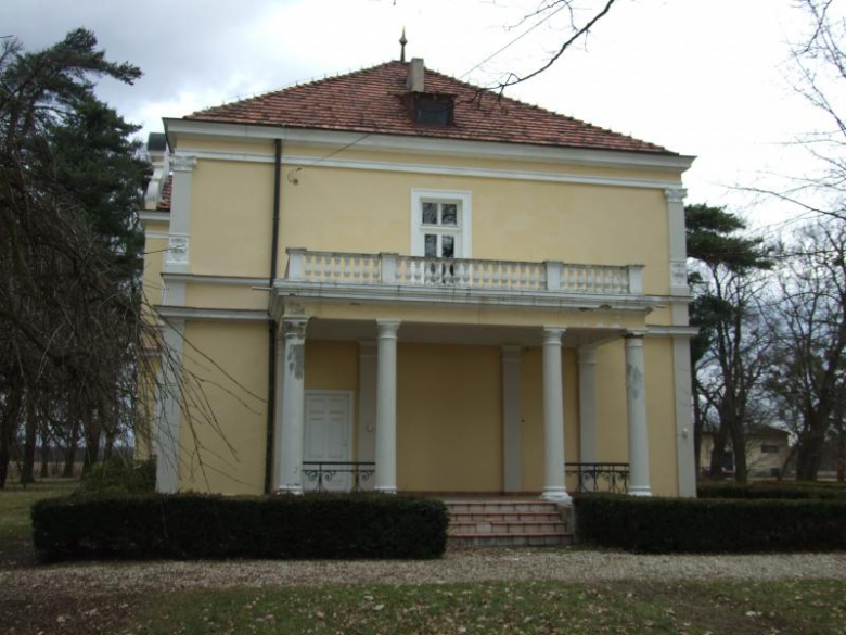 Widok pałacu od strony południowej 