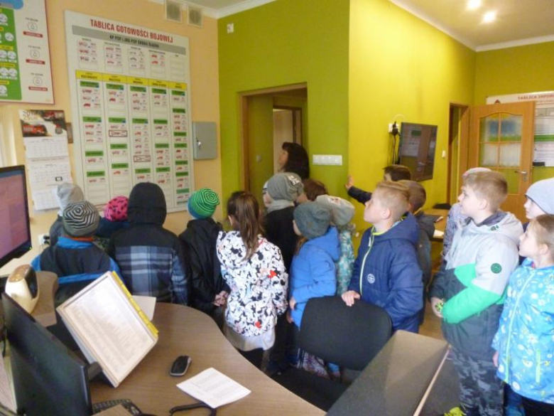 Wizyta w straży z uczniami