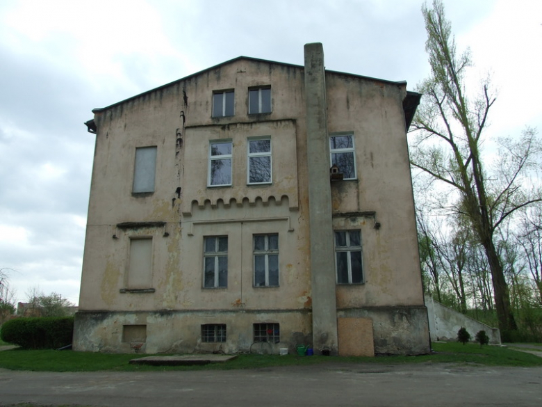 Widok pałacu od strony północno-zachodniej