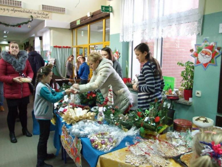 Kiermasz świąteczny w Udaninie