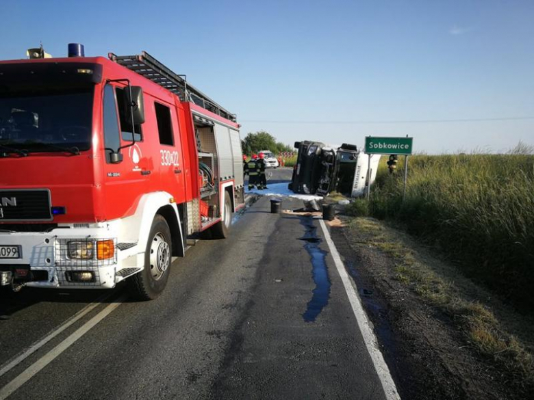 Kolizja w Sobkowicach na drodze wojewódzkiej ne 346