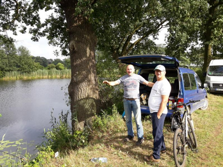 Nocne zawody wędkarskie