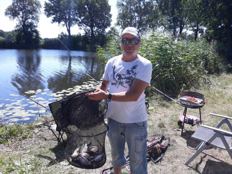 Nocne zawody wędkarskie