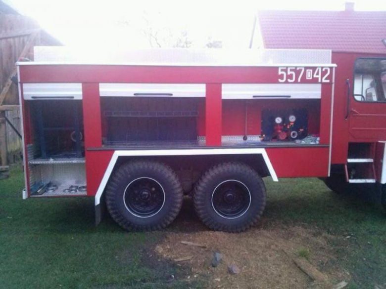 Strażacy sprzedają swój wóz tzn. Pszczółkę
