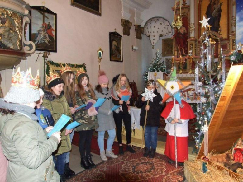 Kolędowanie w Piekarach