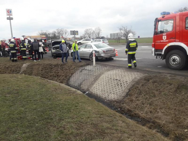 Kolizja na DK 5 w Kostomłotach