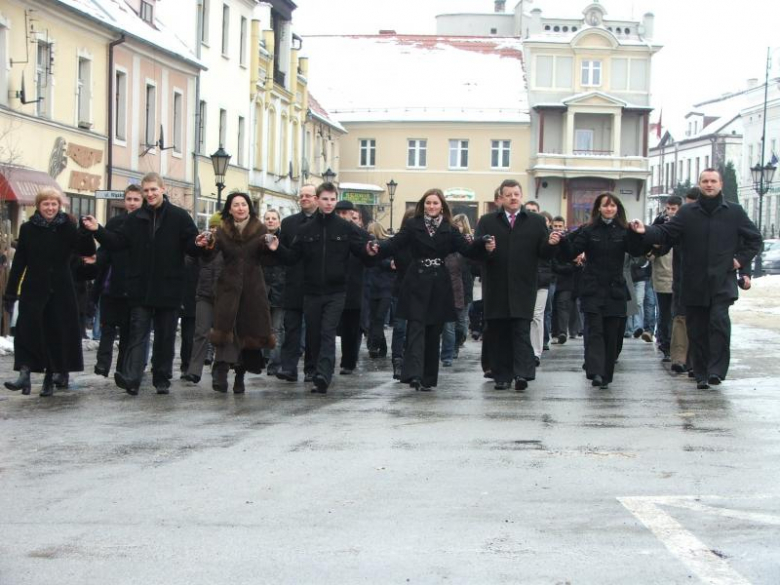 Polonez dla Rolanda na przestrzeni lat