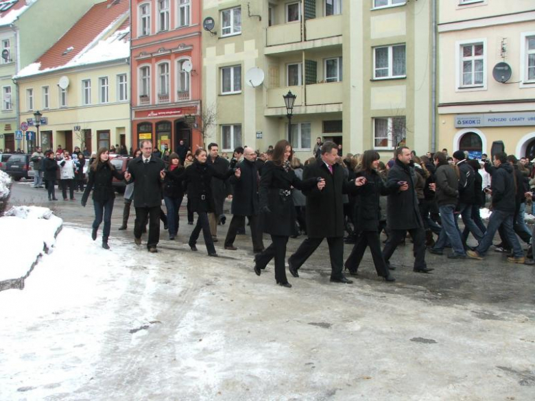 Polonez dla Rolanda na przestrzeni lat