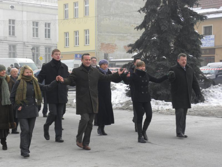 Polonez dla Rolanda na przestrzeni lat