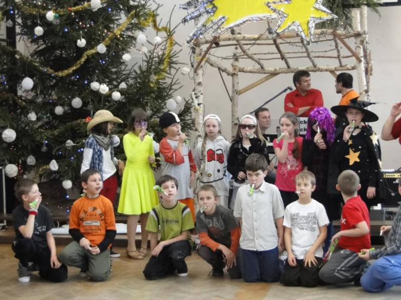 Bal karnawałowy w SP nr 3 w Środzie Śląskiej