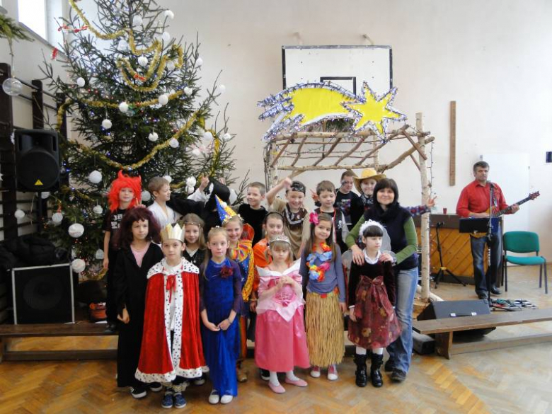 Bal karnawałowy w SP nr 3 w Środzie Śląskiej