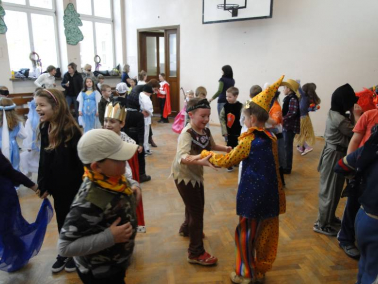 Bal karnawałowy w SP nr 3 w Środzie Śląskiej