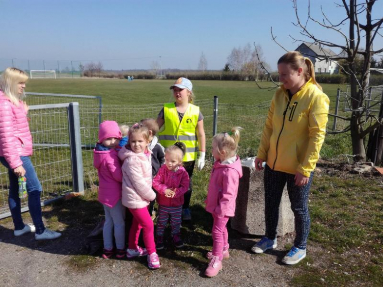 Sobotnie porządkowanie wsi