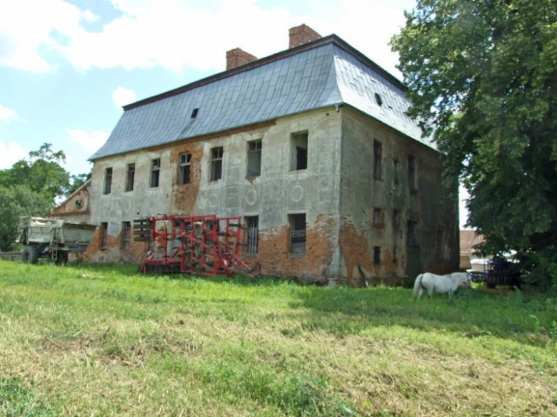 Widok pałacu od strony północno-zachodniej 