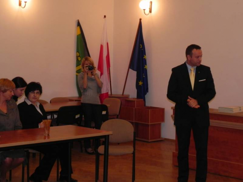 Środa Śląska - rozdanie dyplomów stypendystom