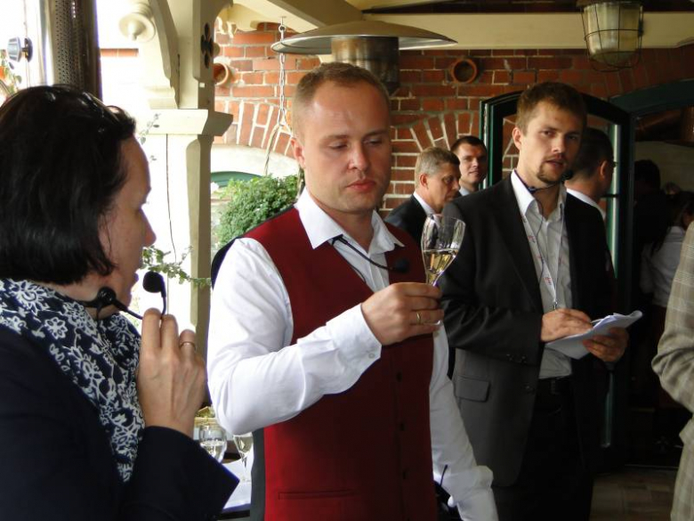 Wizyta ministrów UE w winnicach Jaworek w Miękini