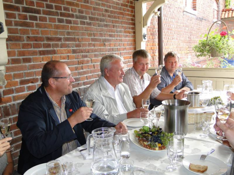 Wizyta ministrów UE w winnicach Jaworek w Miękini