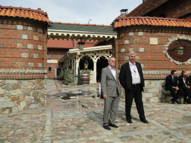 Wizyta ministrów UE w winnicach Jaworek w Miękini