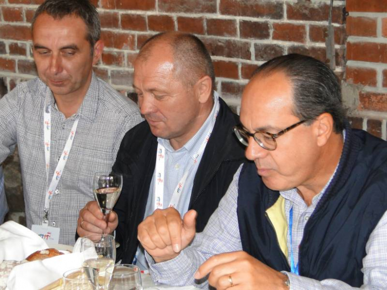 Wizyta ministrów UE w winnicach Jaworek w Miękini