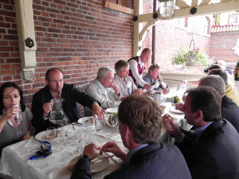 Wizyta ministrów UE w winnicach Jaworek w Miękini