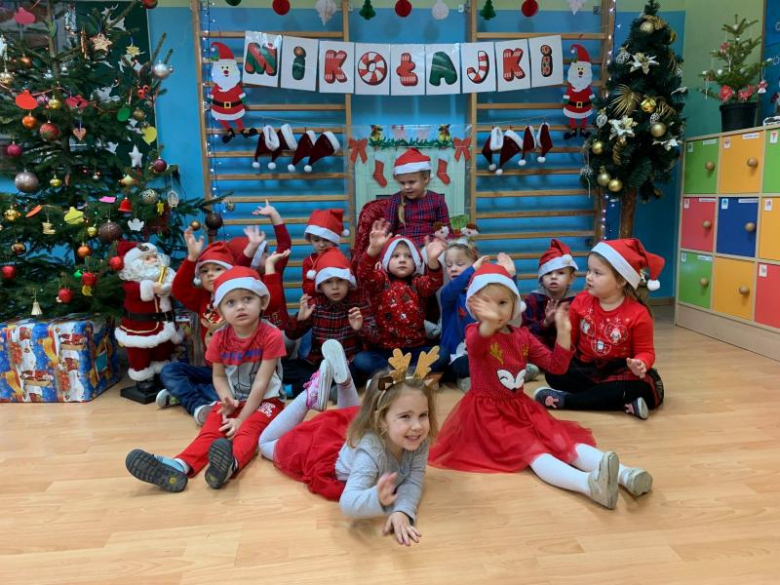 Wizyta św. Mikołaja w szkole podstawowej w Udaninie